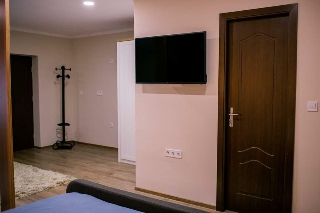 Hotel Casa Claudia Sangeorgiu de Padure Exteriér fotografie